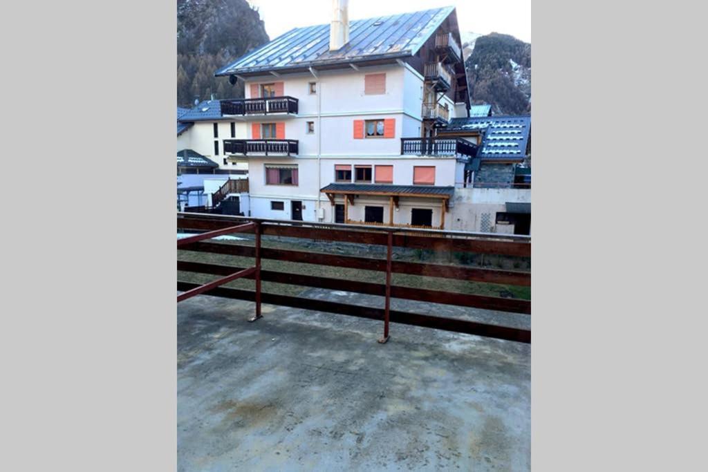 Jaune Genepi - 4 Personnes - 49M2 Et 17M2 Terrasse Valloire Luaran gambar