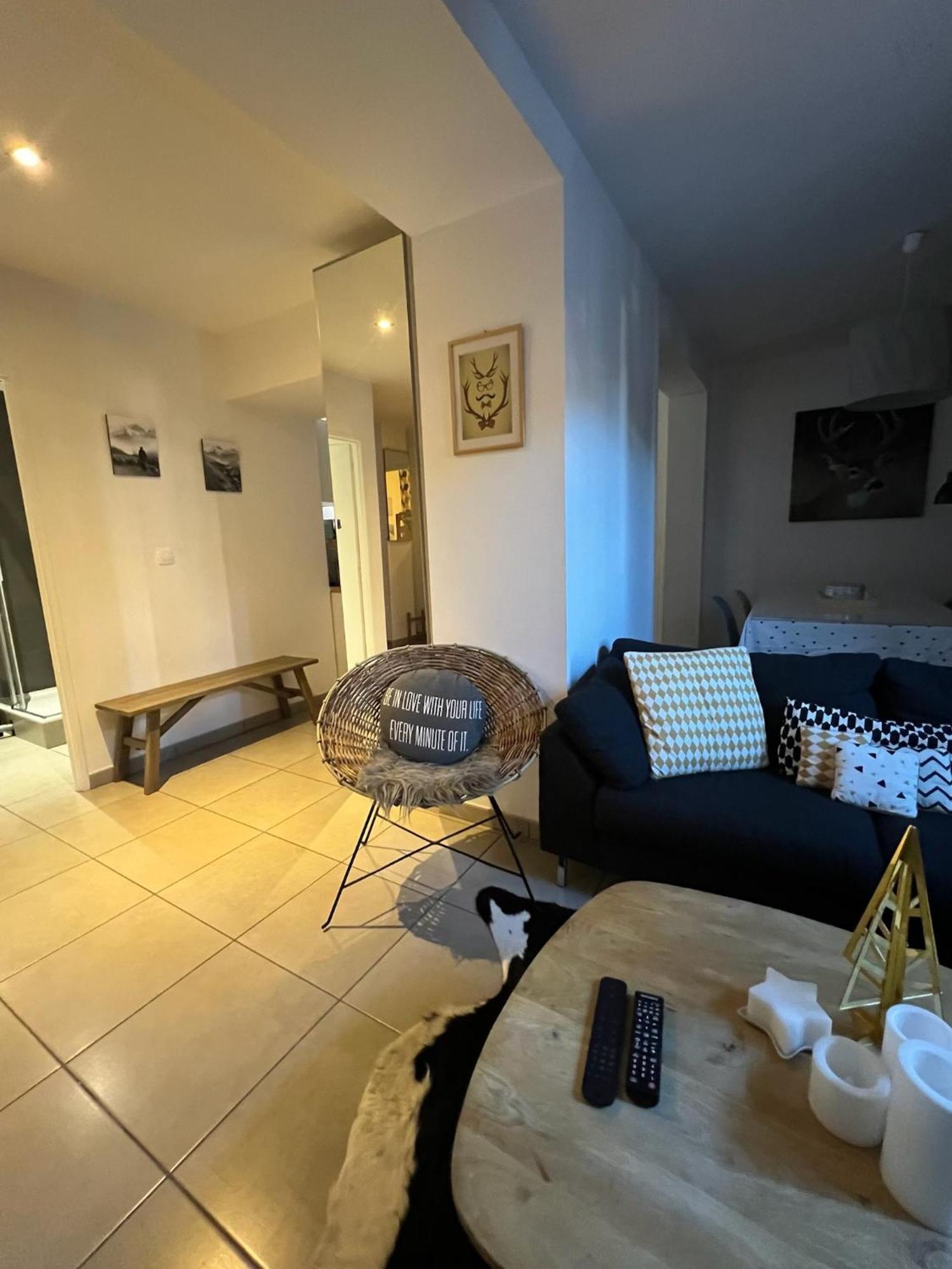 Jaune Genepi - 4 Personnes - 49M2 Et 17M2 Terrasse Valloire Luaran gambar